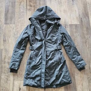 lululemon Apres Piste Primaloft Winter parka Jacket